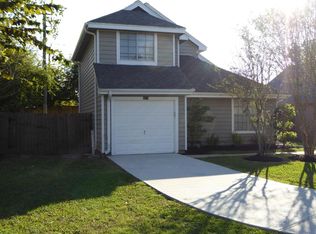 5216 Hampton Ct, Rosenberg, TX 77471