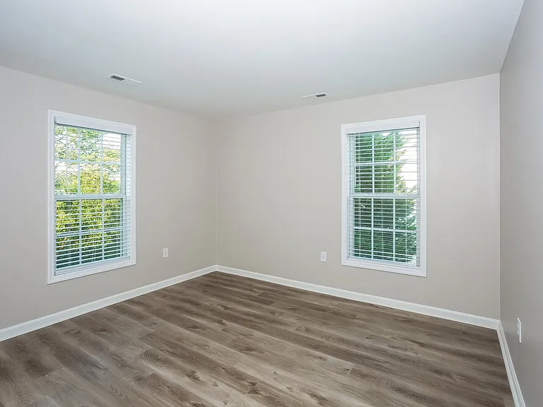 1042 Newfound Hollow Dr — Photo 11