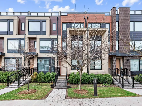 60 Thomas Mulholland Dr #3, Toronto, ON M3K 0A6