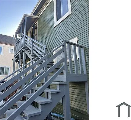 3 bed, 1250 sqft, $2,700 — Photo 2