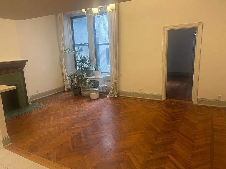 317 W 105th St #2B — Photo 5