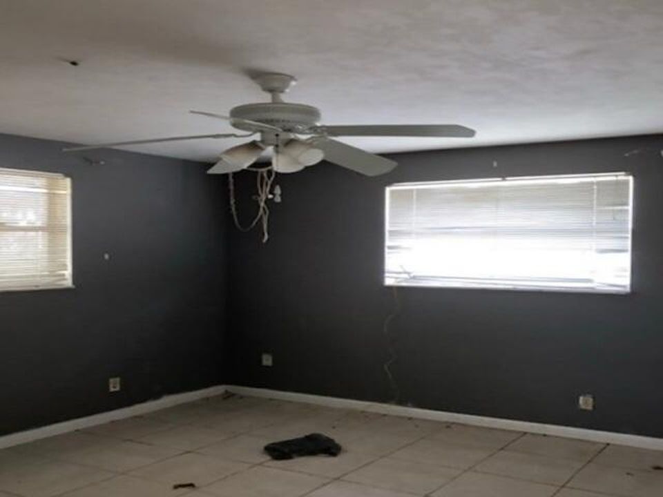 251 SW 16TH Street, photo 6