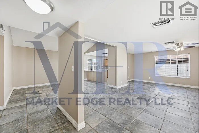 5648 W Mountain View Rd — Photo 5