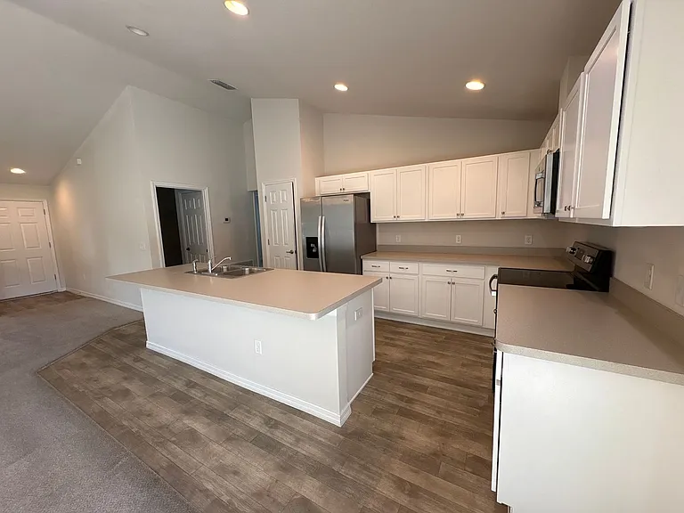 15415 SW 34th Ave — Photo 13