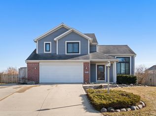 14915 Bristlecone Ct, Fort Wayne, IN