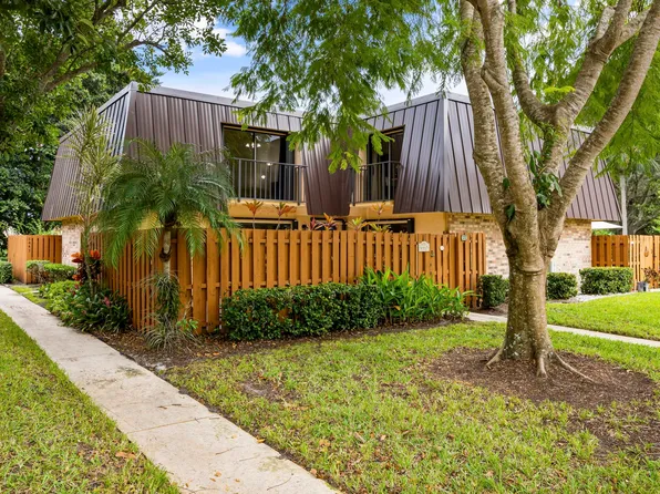 6449 SE Windsong Lane #111, Stuart, FL 34997