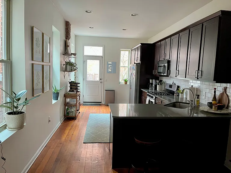 236 Muench St — Photo 5
