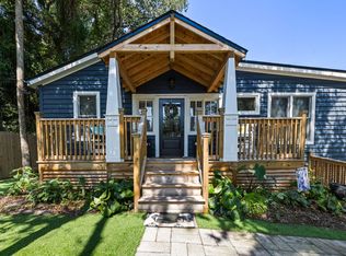 212 E Hudson Ave, Folly Beach, SC 29439