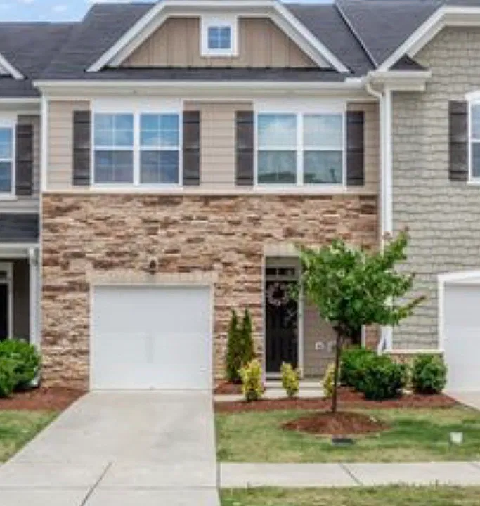 814 New Derby Ln