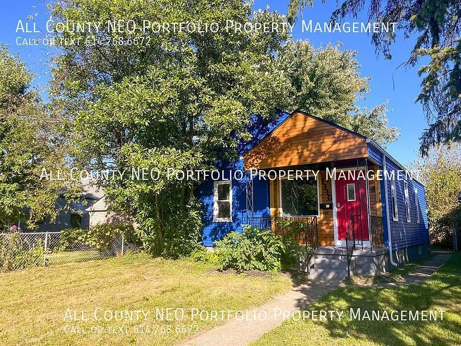 1110 Seymour Ave photo 1