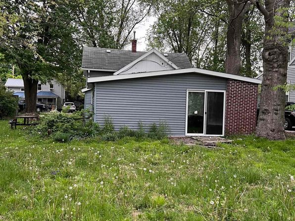 5678 Pearl St, Spencerville, IN 46788