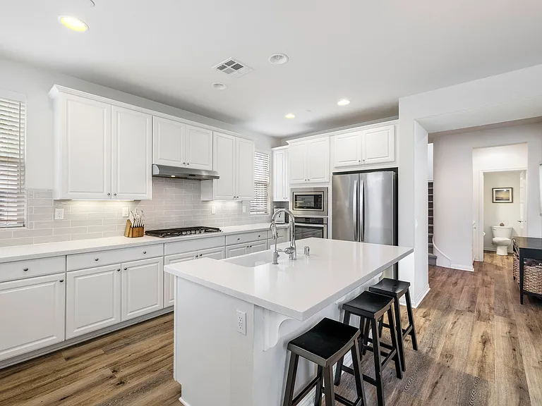 37 Majeza Ct — Photo 8