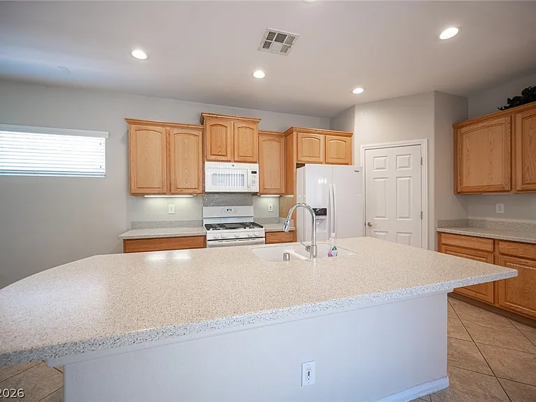 10474 Howling Coyote Ave — Photo 27