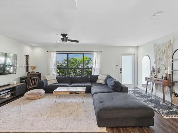 3570 NW 113th Ter, Sunrise, FL 33323