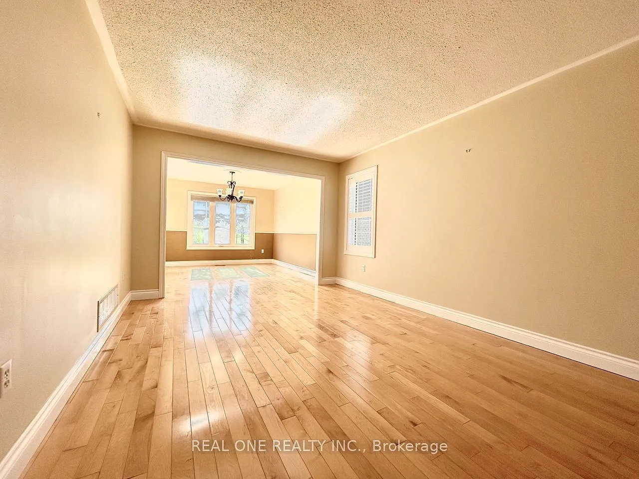3 bed, $3,400 — Photo 3