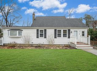 1 Knollcrest Rd, Nesconset, NY 11767