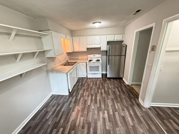 214 Brevard Ct #214