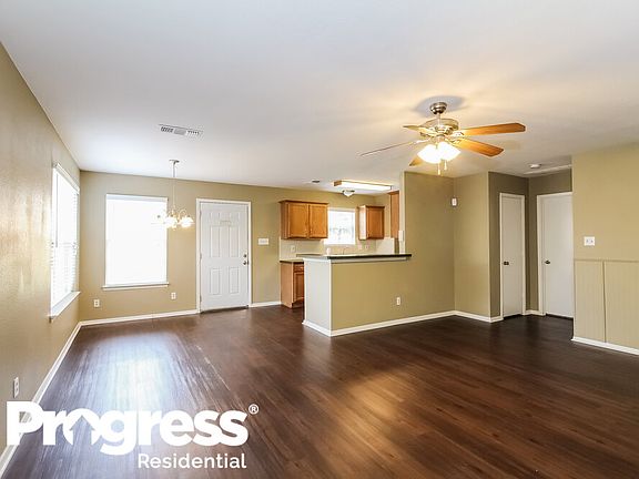 3rd image of 408 Joyce Way
