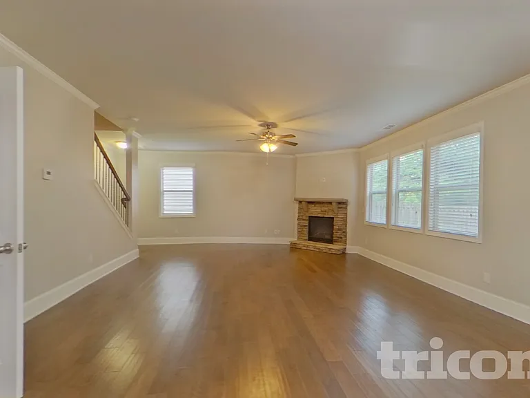 6410 Country Lake Rd — Photo 2