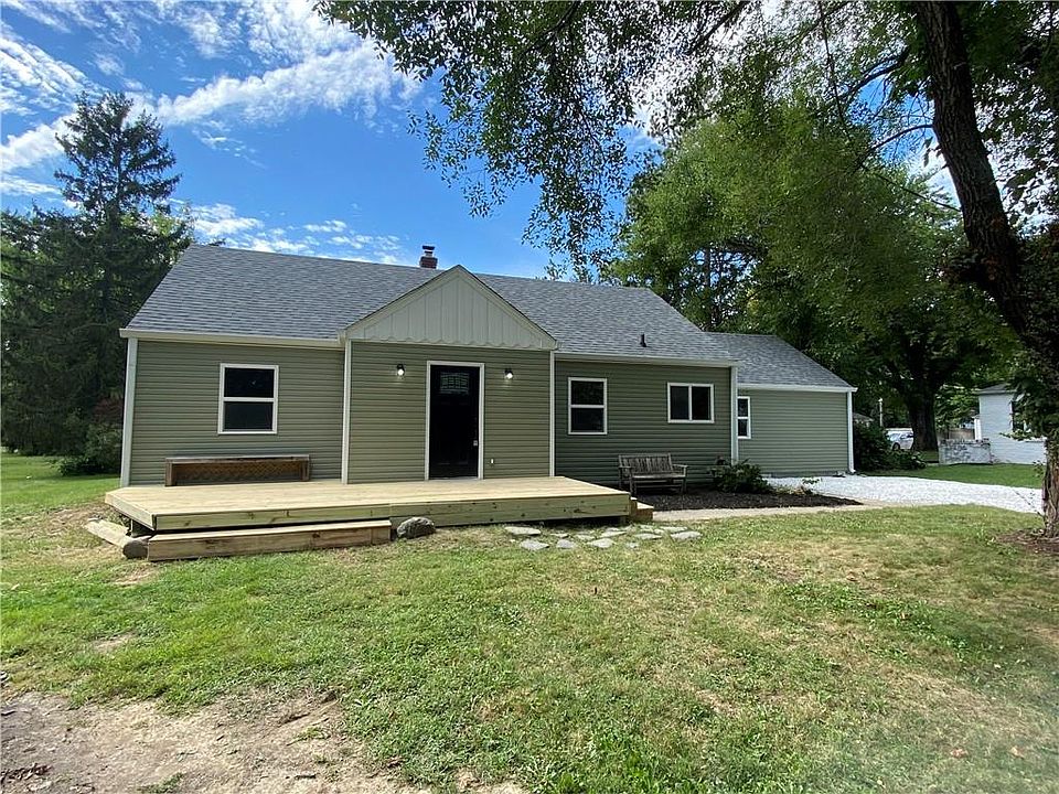 1st image of 1105 Forest Dr