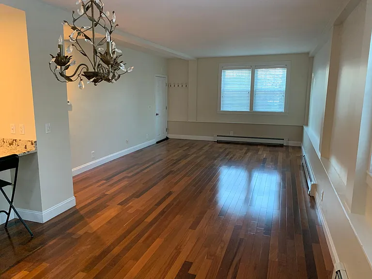 166 Main St #1 — Photo 3