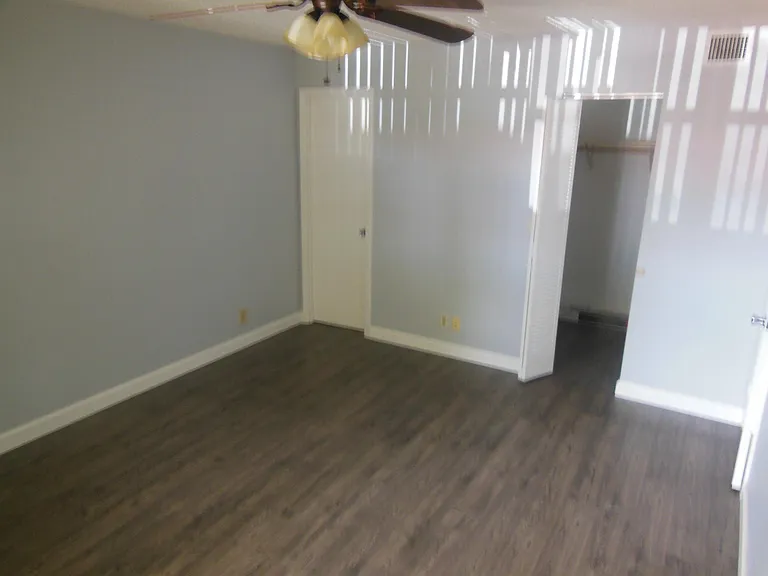 105 Lake Helen Dr — Photo 5