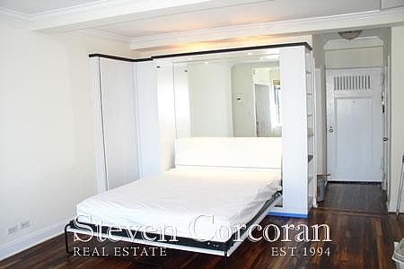 3rd image of 5 Tudor City Pl APT 1724