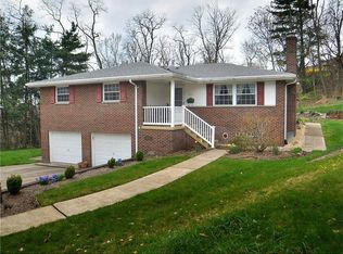 40 Falkirk Dr, Pittsburgh, PA