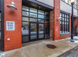 1260 W 4th St APT 303, Cleveland, OH 44113