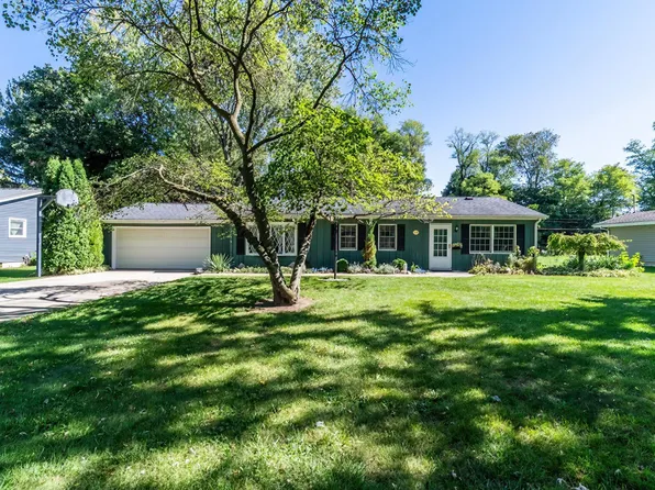 518 N Meadow Ln, Kendallville, IN 46755