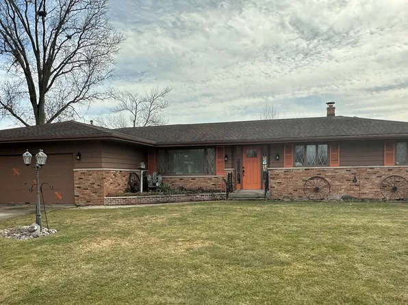 506 John St, Steward, IL 60553