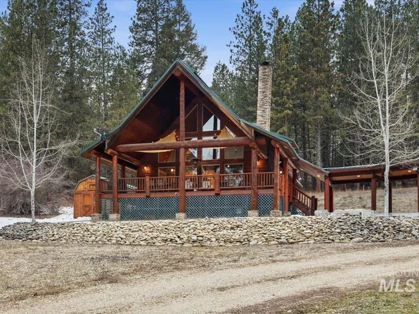 20 Valley High Rd, Garden Valley, ID 83622