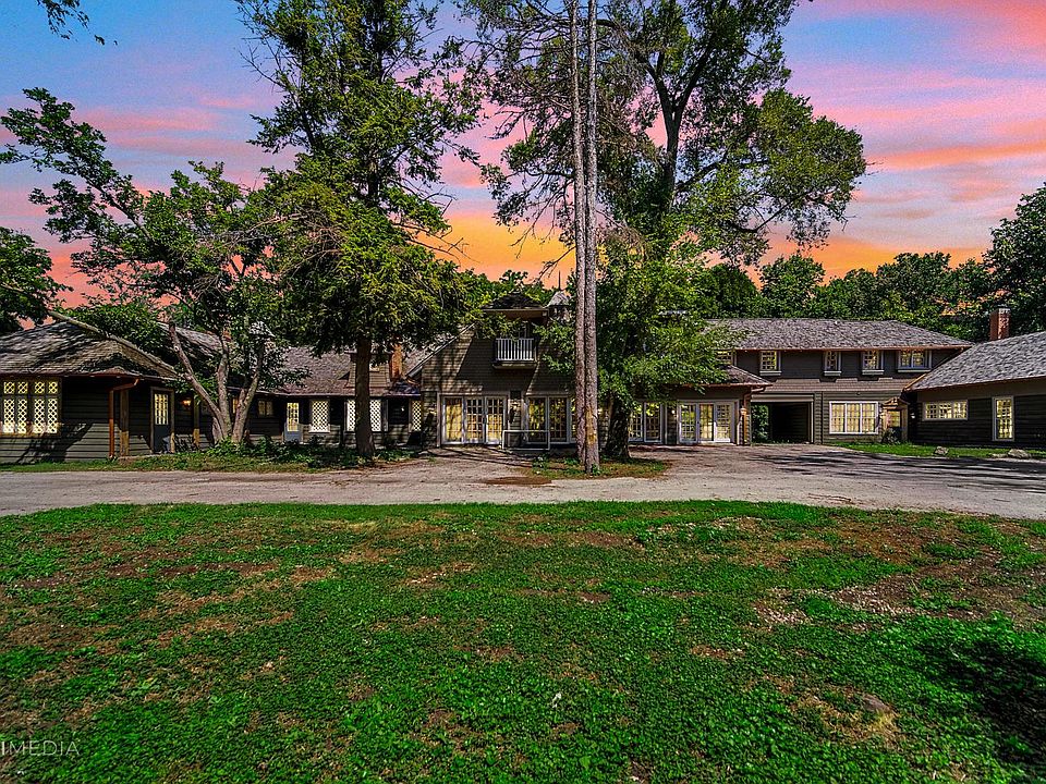 25W431 Plamondon Rd, Wheaton, IL 60189 Zillow