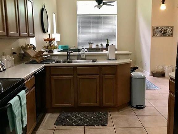 5th image of 4025 Heirloom Rose Pl