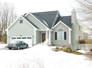 39 Gladiola Way, Dover, NH 03820