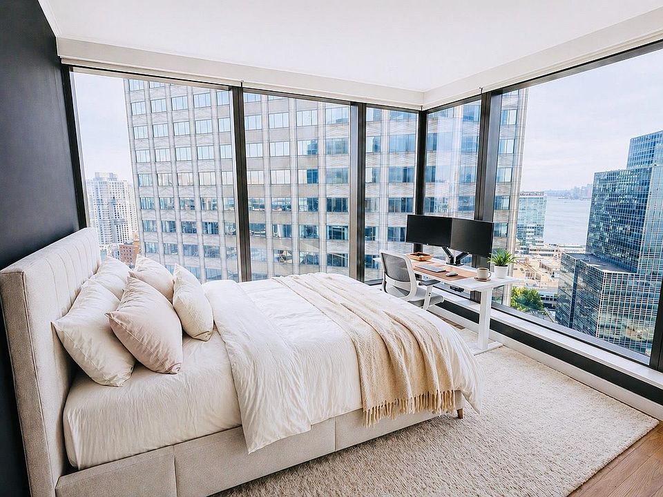 1st image of 99 Hudson St #2800