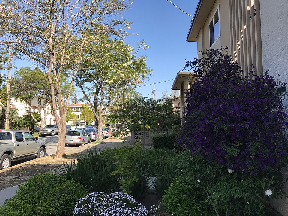 1st image of 22 Highland Ave #0
