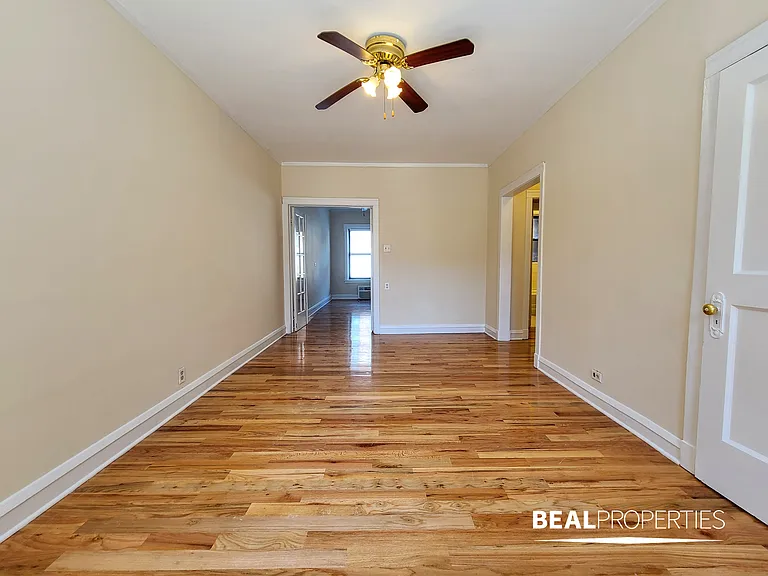 740-50 West Addison Street — Photo 6