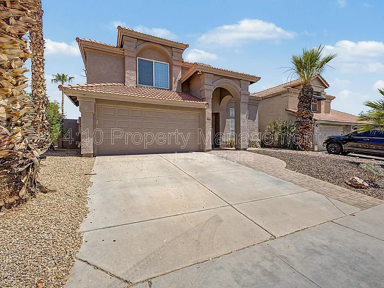 3236 E Hiddenview Dr — Photo 4