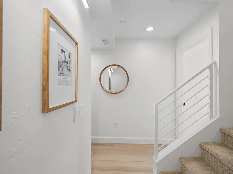 401 N Coast Hwy N #305 — Photo 40