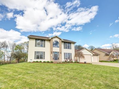 547 Fawnwood Dr, Wrightstown, WI, 54180