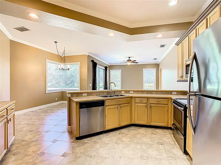 4925 Brightmour Cir — Photo 21