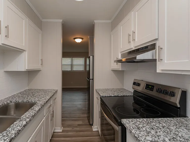 1602 Johns Rd #C — Photo 24