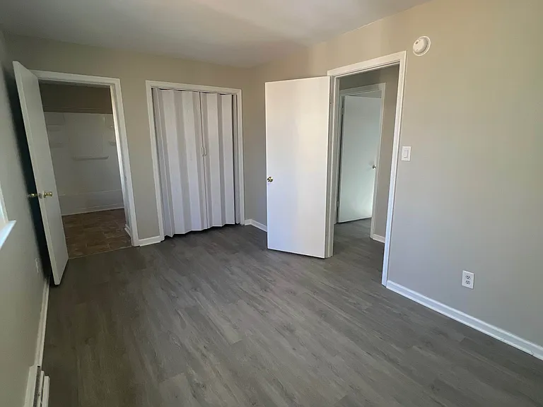 12100 Deerhurst Dr — Photo 19