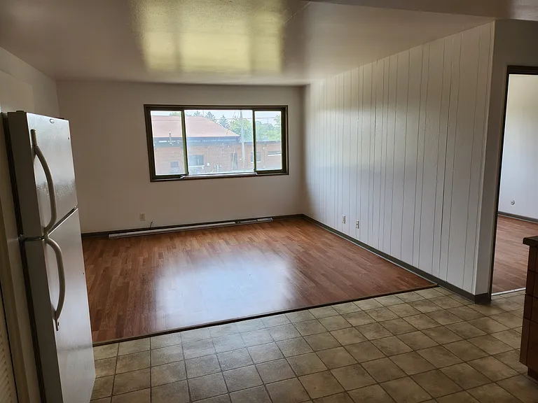 567 Edgewood Dr #5 — Photo 2