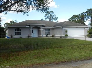 1025 Iris St, Lehigh Acres, FL 33974