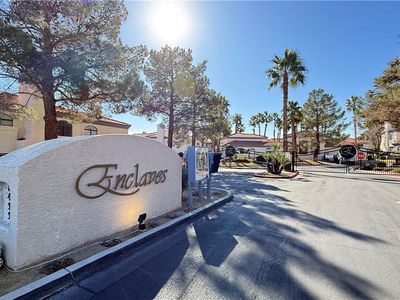 8455 W Sahara Ave APT 170, Las Vegas, NV, 89117