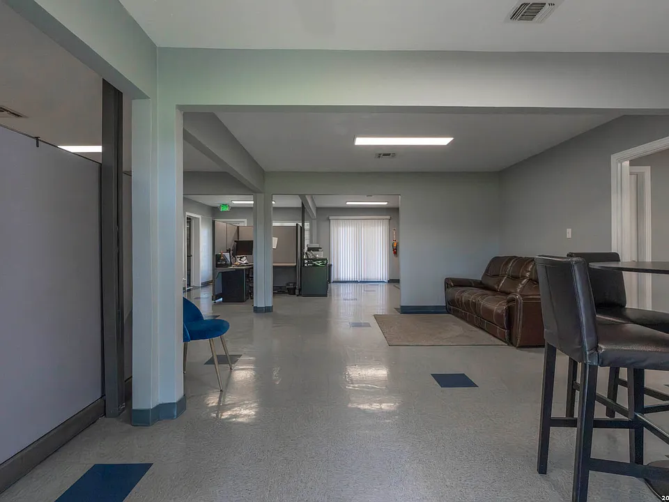 310 Pfeil Rd