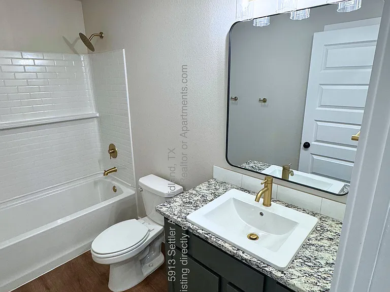 Hall Bathroom