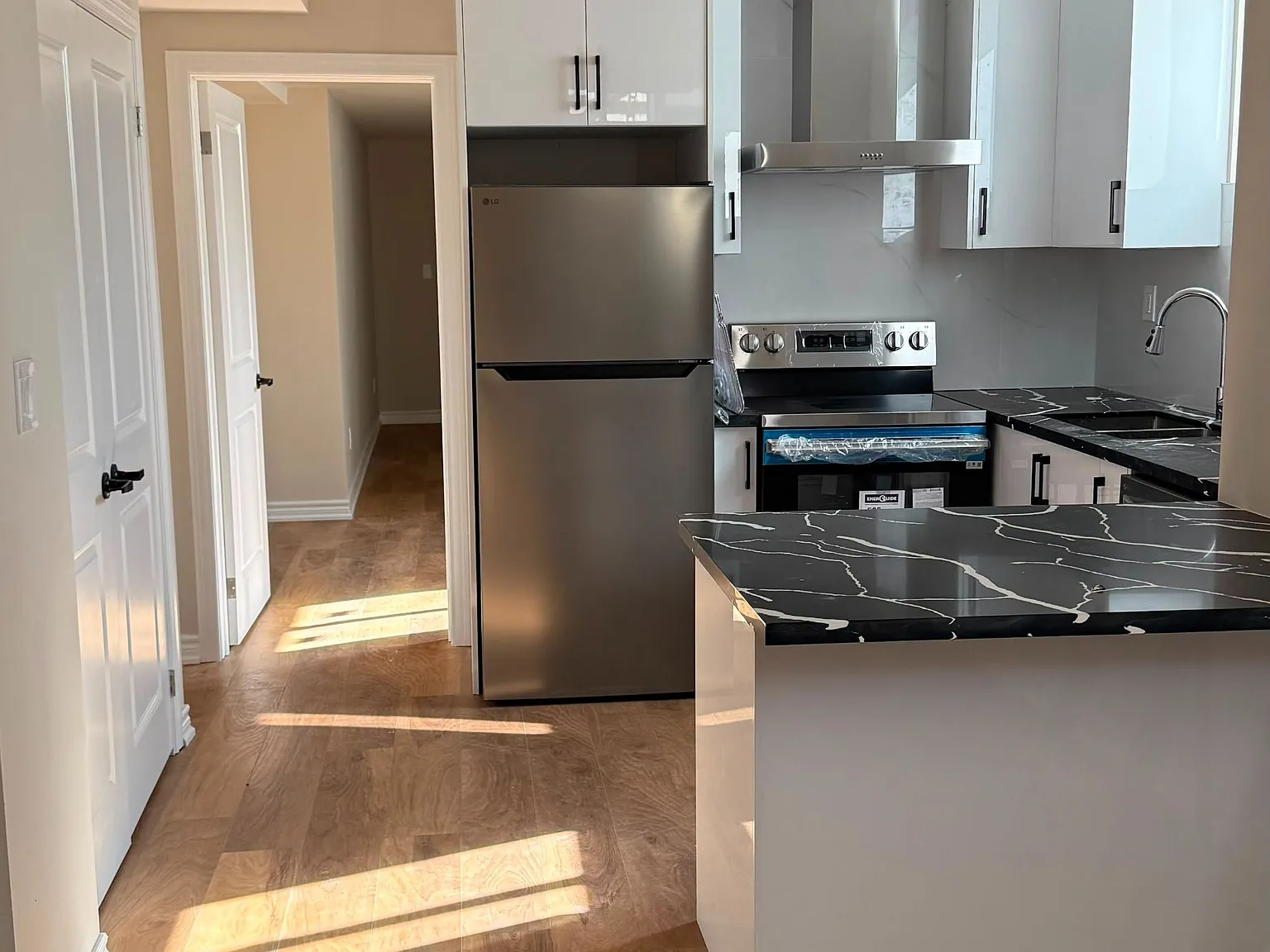 2 bed, $2,100 — Photo 3